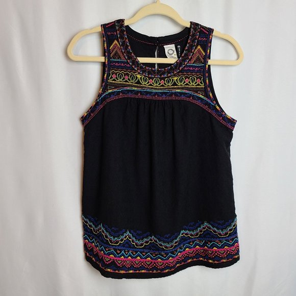 Anthropologie Tops - Anthropologie Akemi + Kin Embroidered Blouse